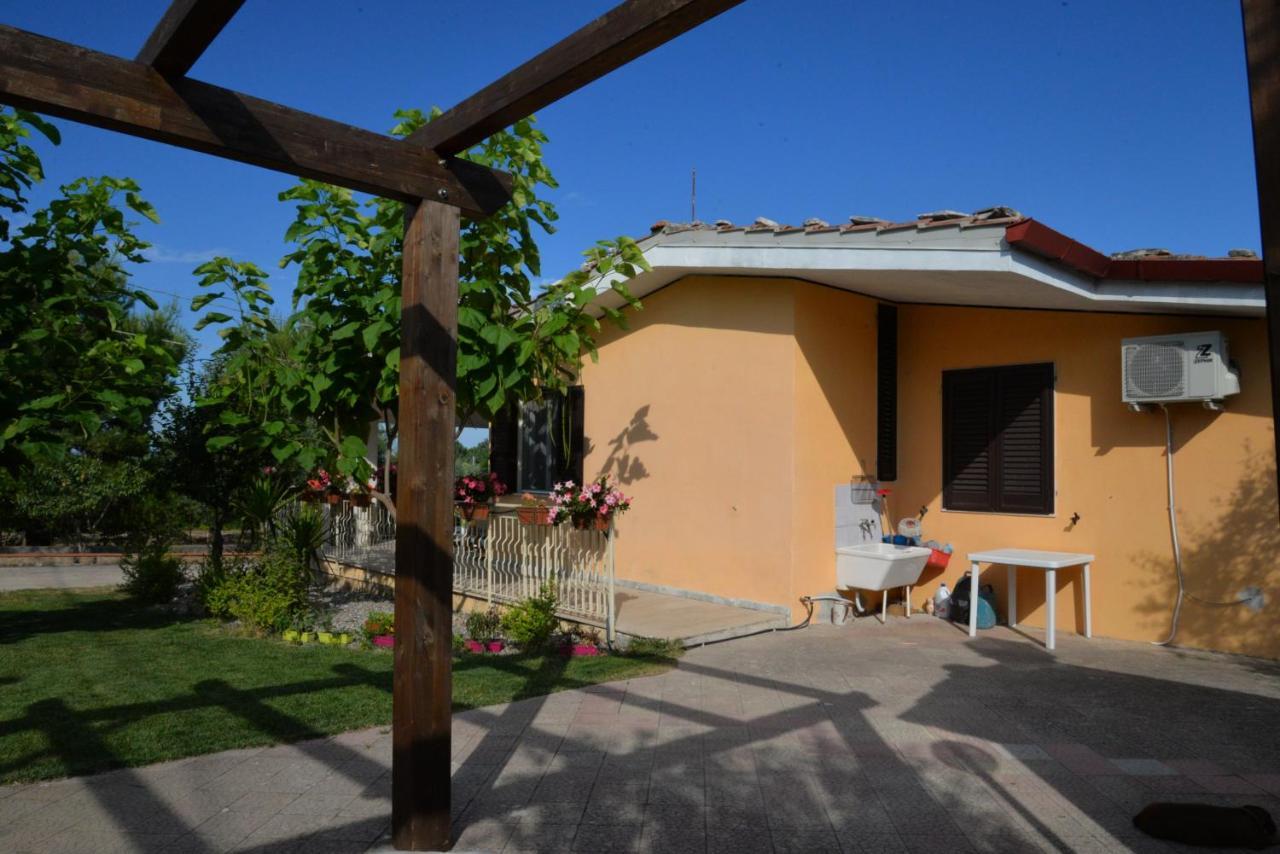 كوراتو B&B Lara Santola المظهر الخارجي الصورة
